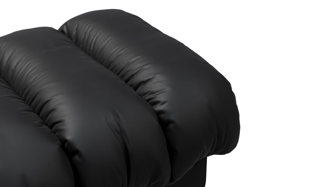 DS 600Black Vegan Leather