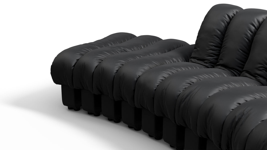 DS 600Black Vegan Leather