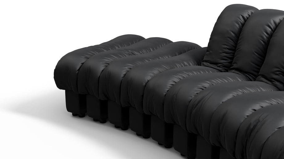 DS 600Black Vegan Leather