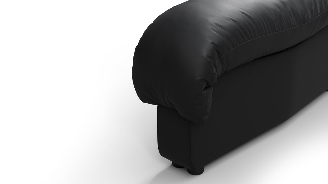 DS 600Black Vegan Leather