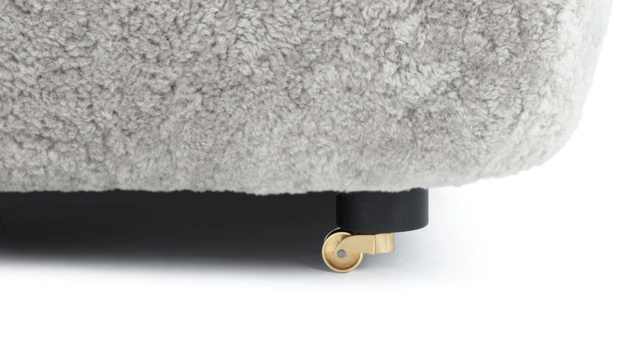 Unavený mužSoft Gray Luxe Sheepskin