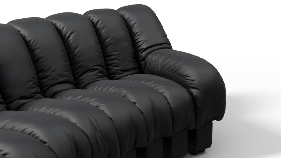 DS 600Black Vegan Leather