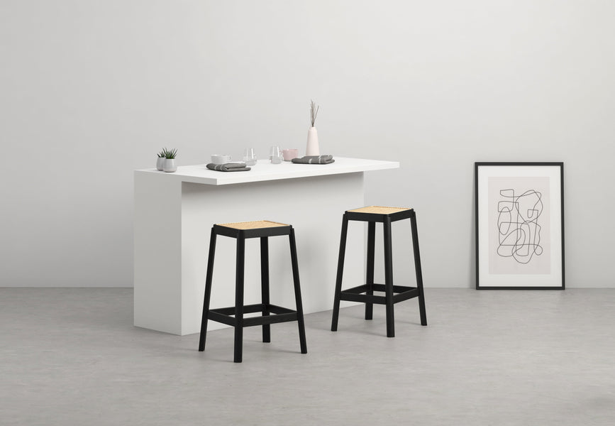 Jeanneret CounterhockerBlack