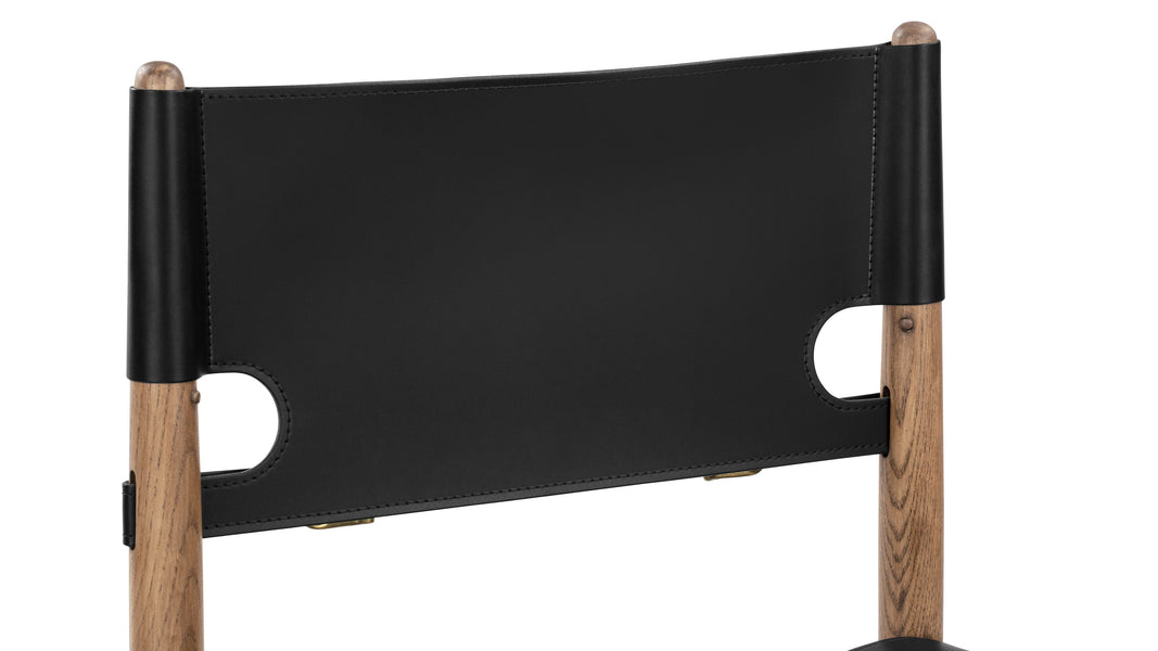 ŠpanělštinaDeep Black Vegan Leather