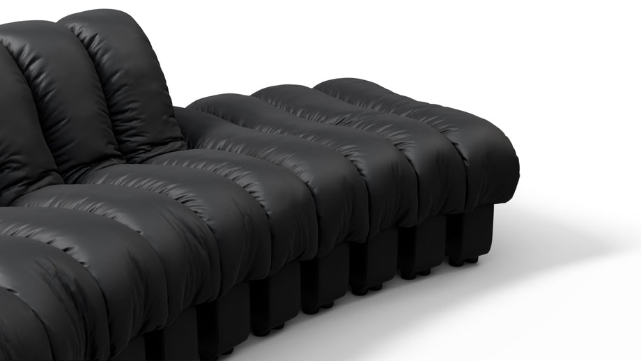 DS 600Black Vegan Leather