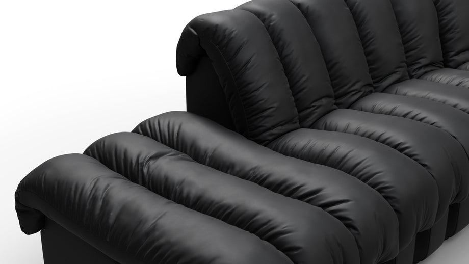 DS 600Black Vegan Leather