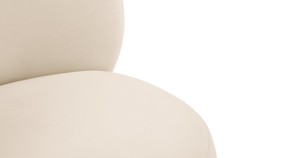 RiaAlmond Velvet