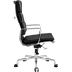 Korkea selkä pehmustettu toimistotuoli